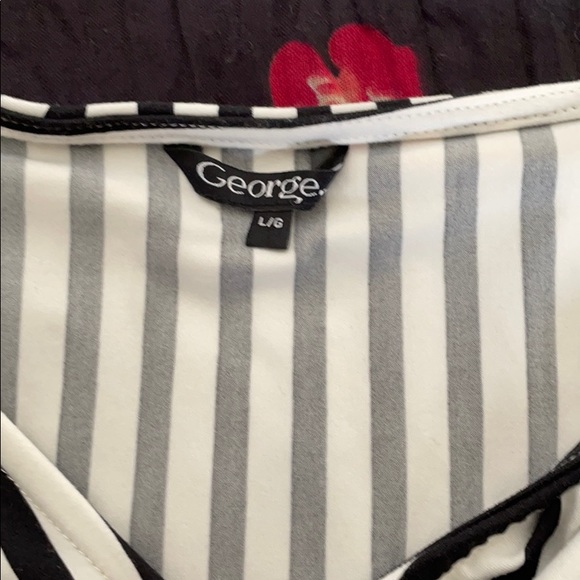 NWOT Striped shirt - Picture 6 of 8